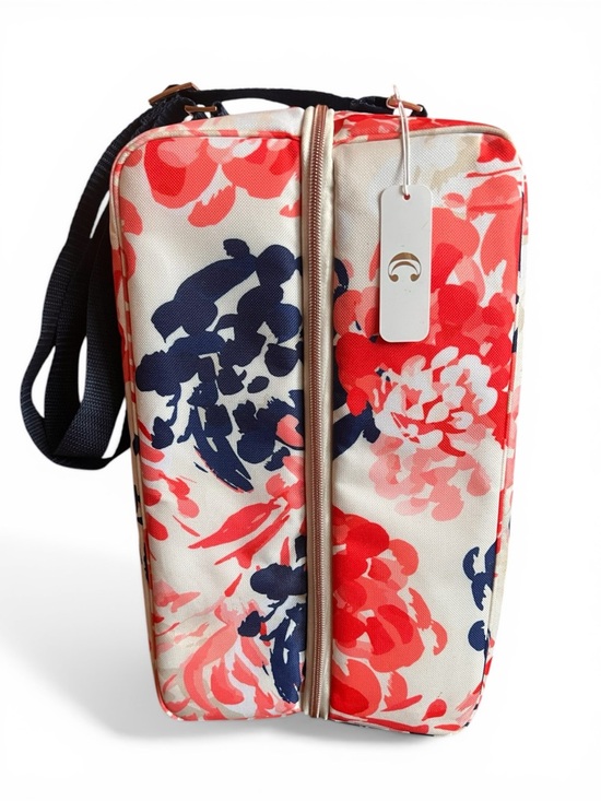 Charming Charlie Handbags - Charming Charlie Glamping Wine Bottle Holder Set w/ 2 Cups Outdoor Picnic Bag